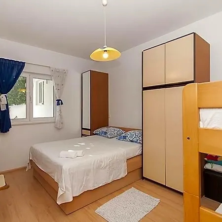 Brajki מלון 3*